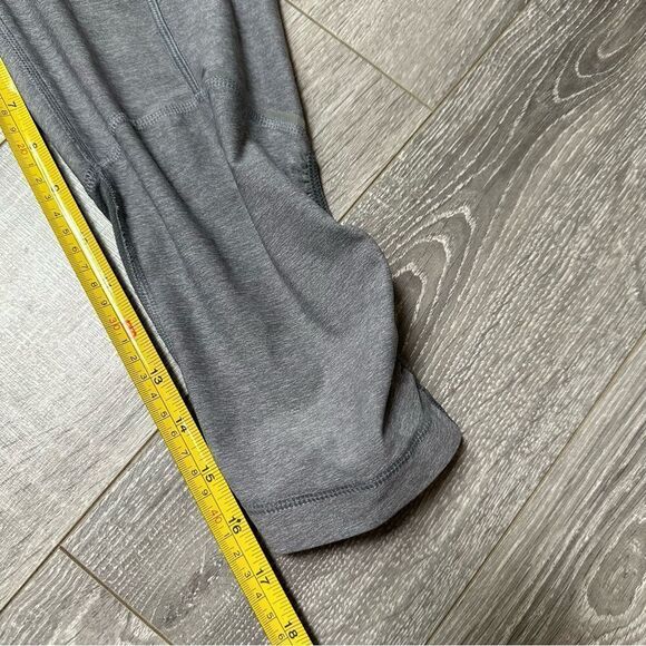 Lululemon Stash It Crop Mesh Panel reflective pocket leggings size 4 - Picture 8 of 11